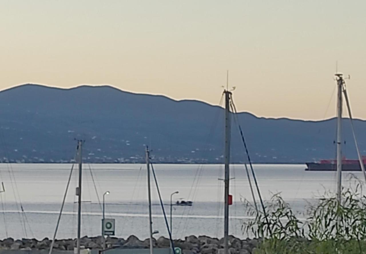Ilianna'S Home Β3 - Marina,Kalamata Exterior photo